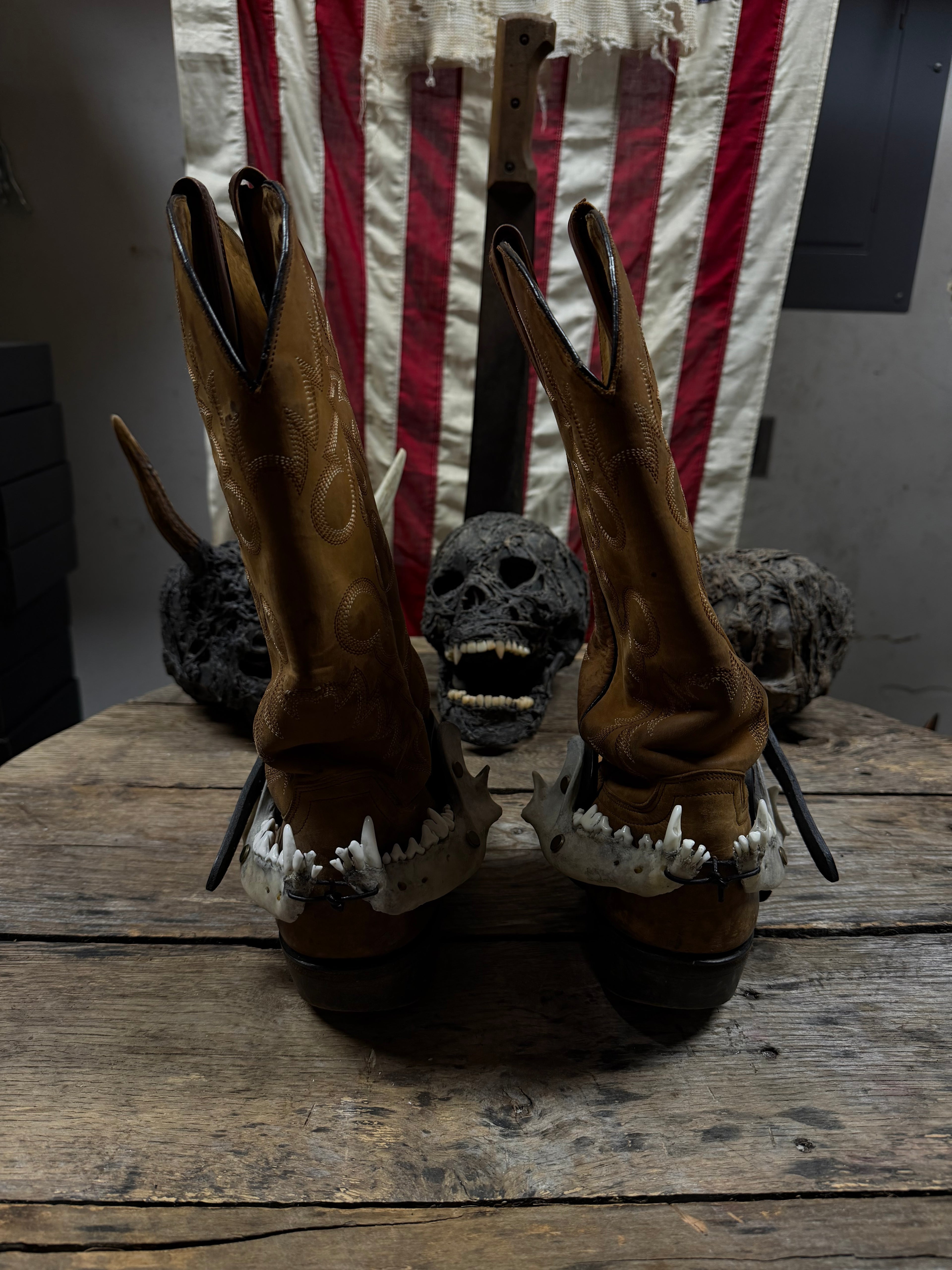 Larger Coyote Jawbone Spurs Pair