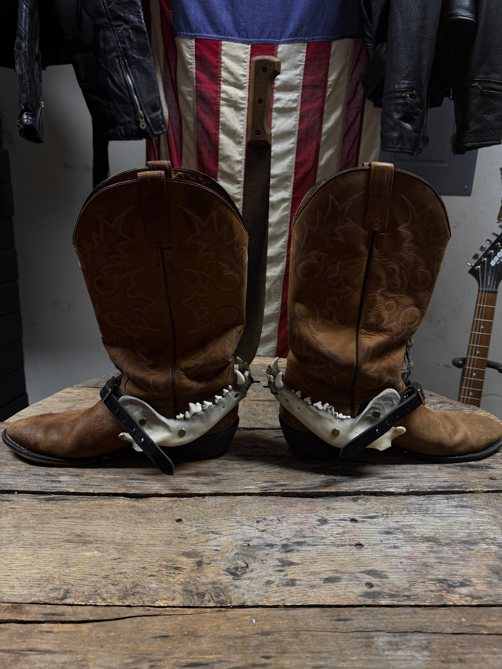 Larger Coyote Jawbone Spurs Pair