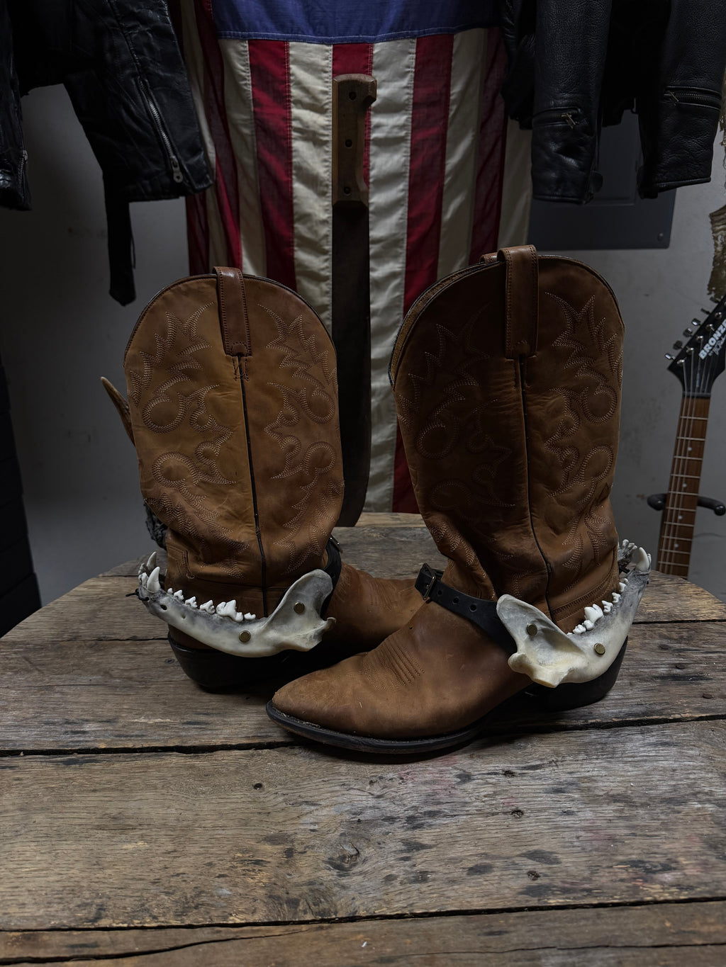 Larger Coyote Jawbone Spurs Pair