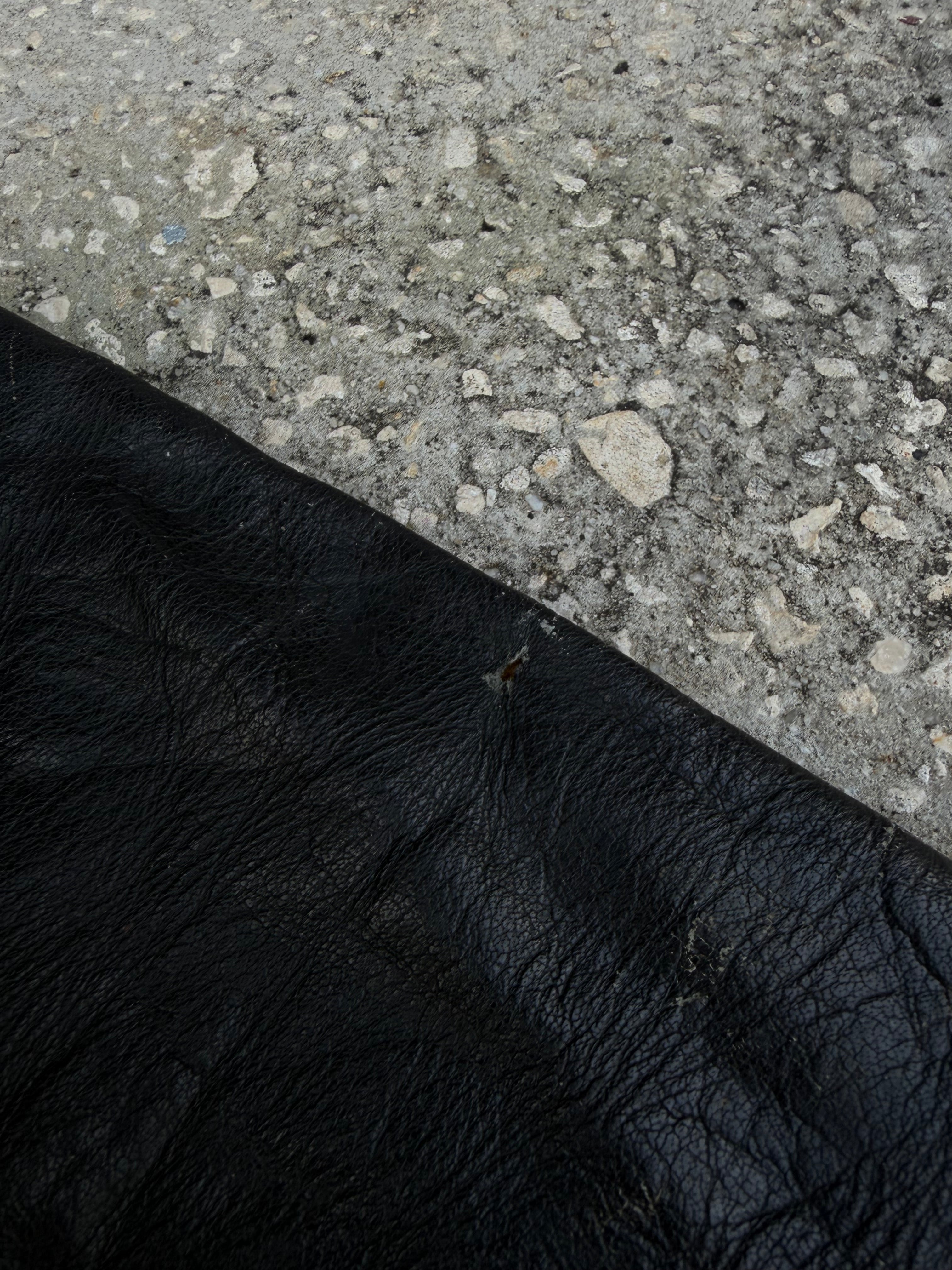 1970s-80s thrashed Leather Jacket L-XL