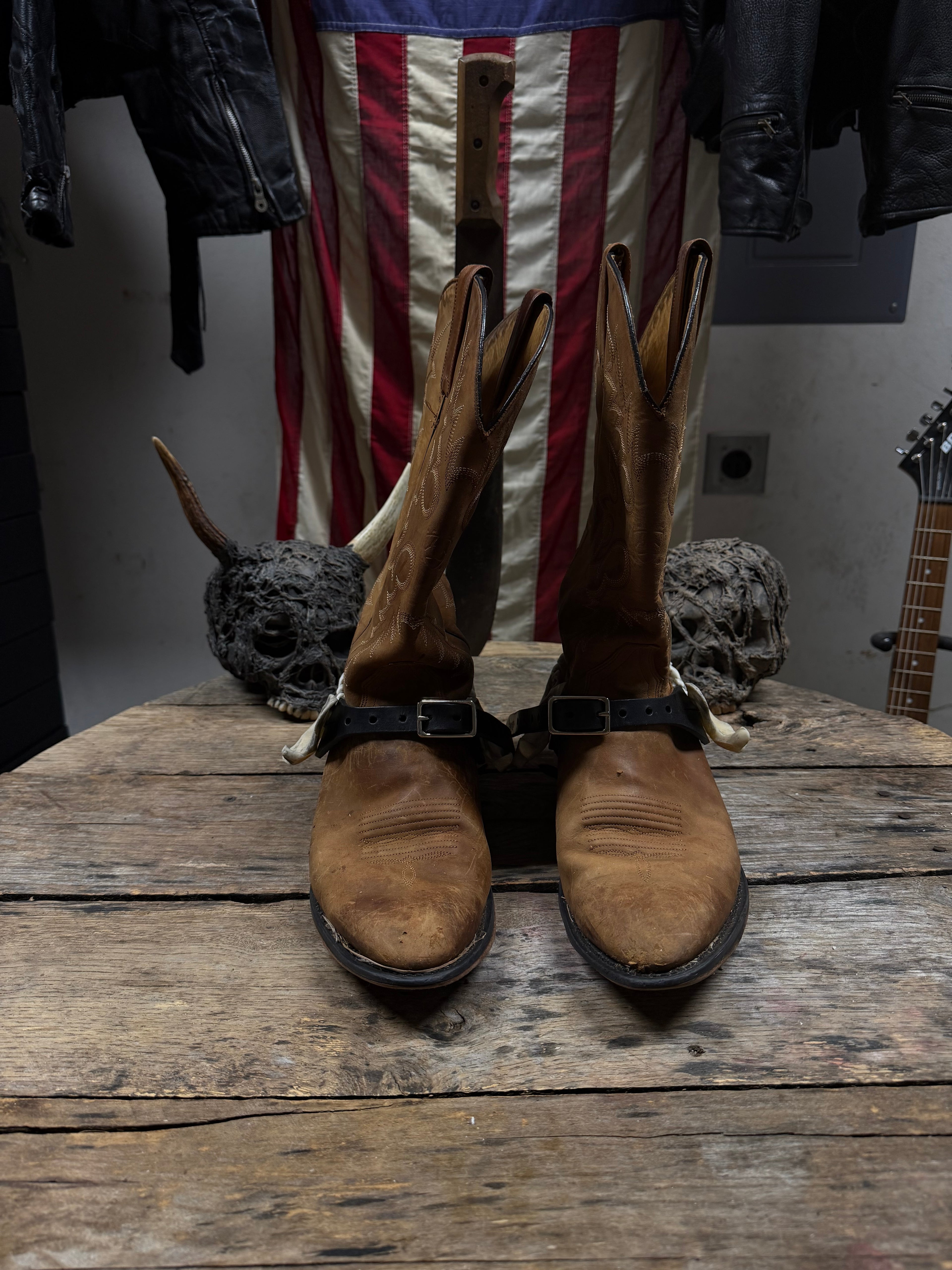 Larger Coyote Jawbone Spurs Pair