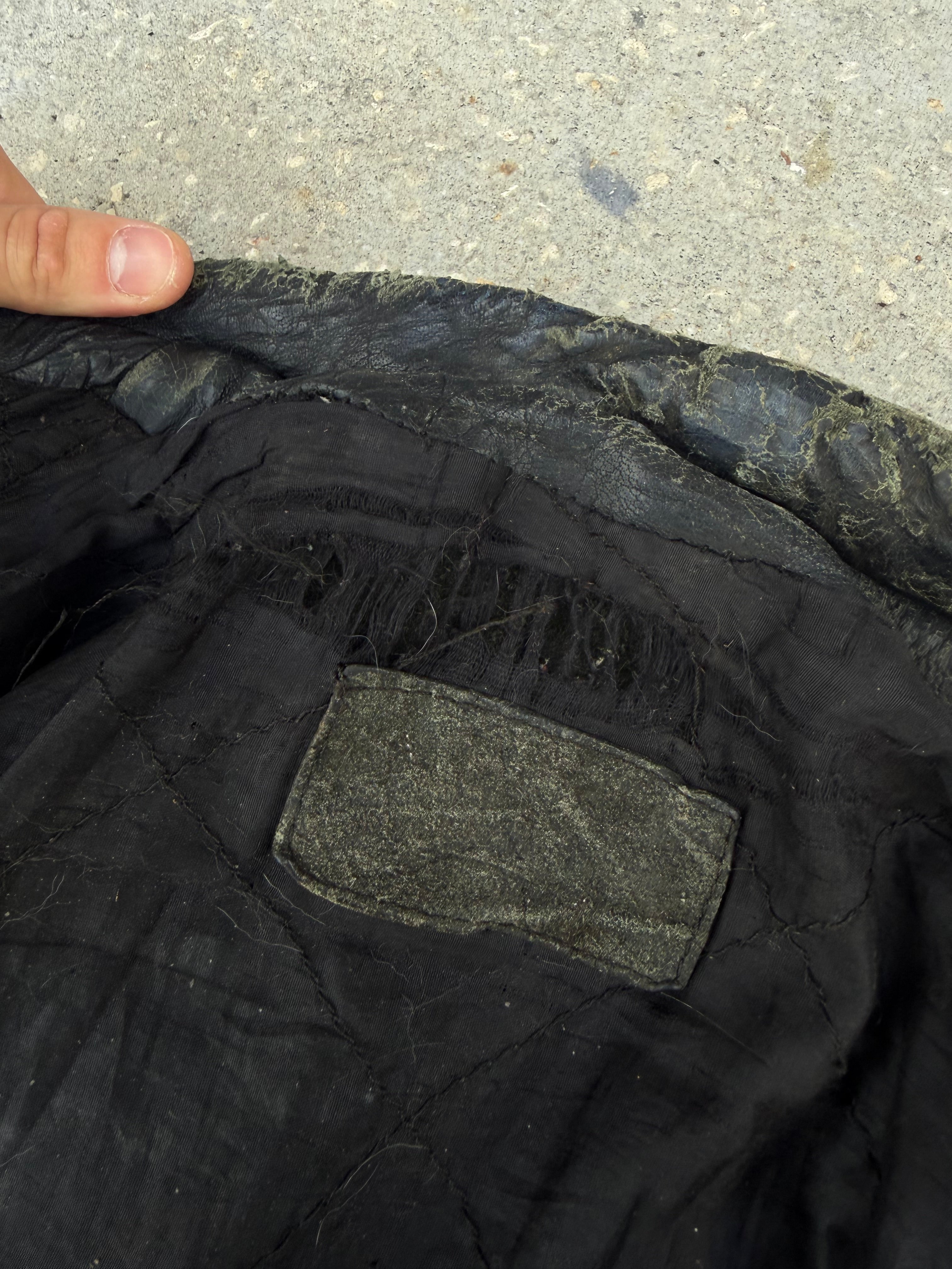 1970s-80s thrashed Leather Jacket L-XL