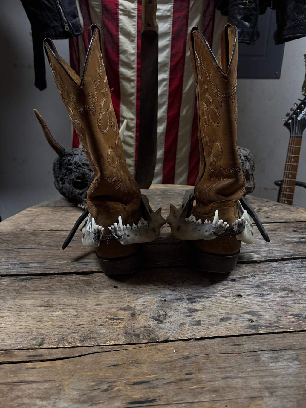 Larger Coyote Jawbone Spurs Pair